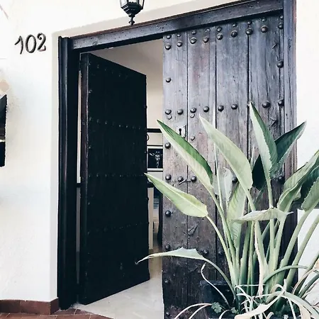 Casa De Las Mil Flores *